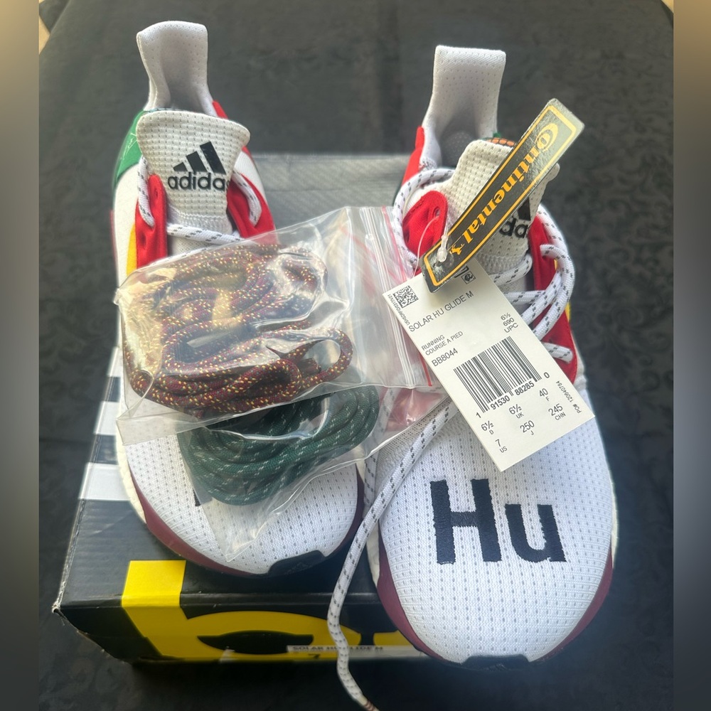 Adidas x Pharrell Solar Hu Glide
'White' BB8044 size 7 NIB NWT